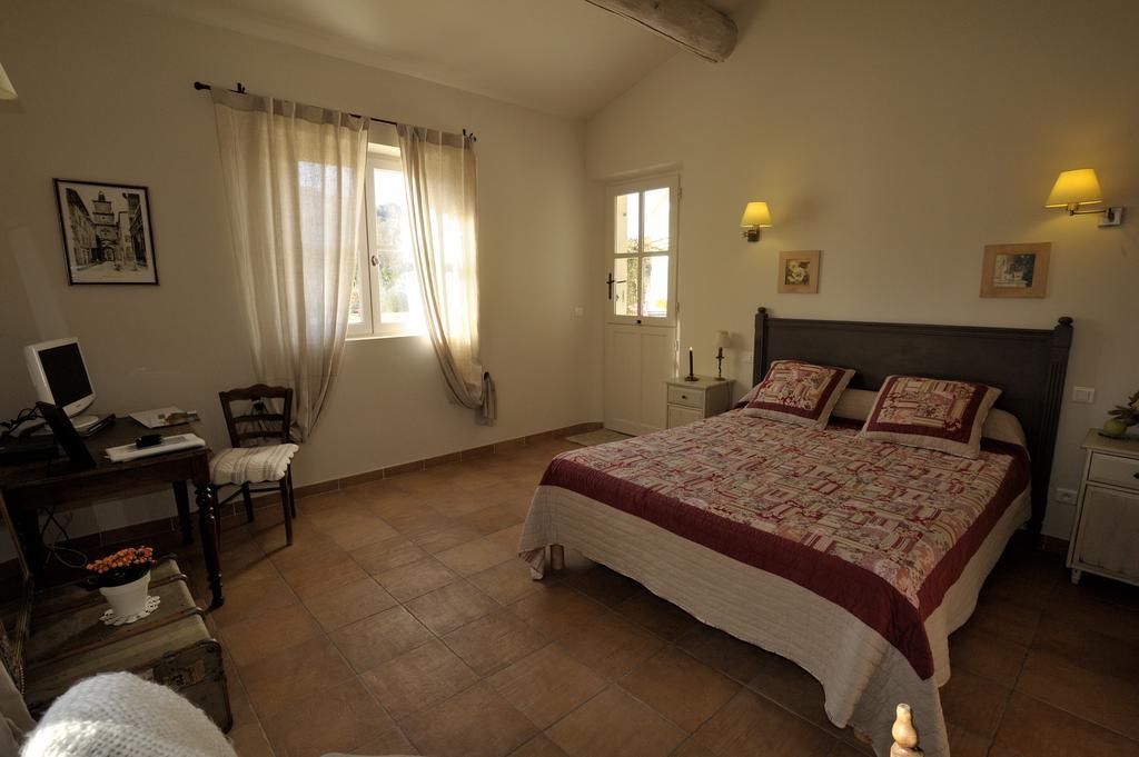 Bed and Breakfast Mas De Lure Salon-de-Provence Exteriér fotografie